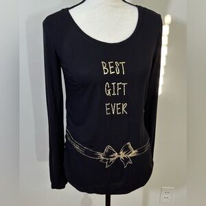 AGLOW  sz med maternity top black no fading and gold accents  Long sleeves